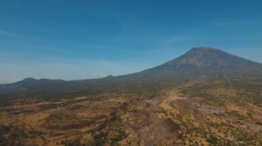 Aktif volkan Gunung Agung Bali, Endonezya 'da.