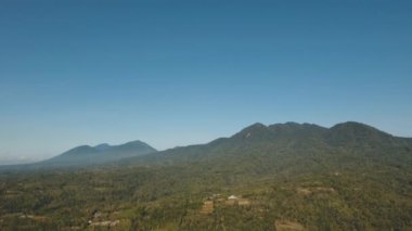 Endonezya, Bali, tarım arazileri olan dağ manzarası