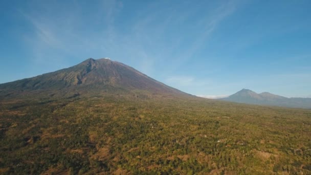 Gunung Agung aktif di Bali, Indonesia. — Stok Video