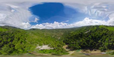 Şelale ve pirinç terasları. Bohol, Filipinler. 360 Derece Görünüm.