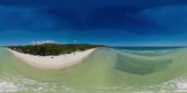 Güzel sahil ve turkuaz deniz. Anda Bohol, Filipinler. 360 Derece Görünüm.