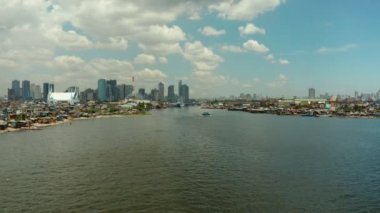 Manila şehri, Filipinlerin başkenti..