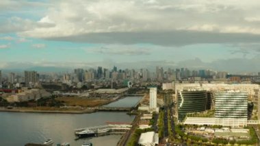 Manila şehri, Filipinlerin başkenti..