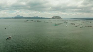 Göldeki Taal Volkanı. Tagaytay, Filipinler.