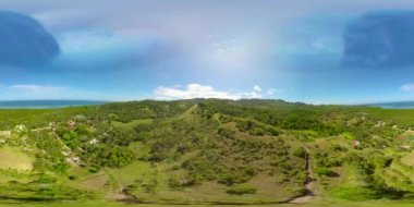 Tropikal manzara, ormanlı deniz ve dağlar. Bohol, Filipinler 360 Panorama VR.