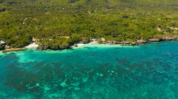 美丽的海滩和碧绿的大海。Anda Bohol，菲律宾. — 图库照片