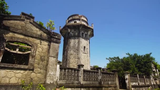 Faro a Cape Engano. Filippine, isola di Palau. — Video Stock