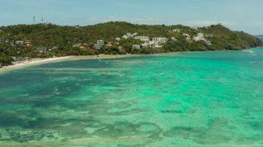 Bulabog sahilindeki uçurtmacılar, Boracay Adası, Filipinler