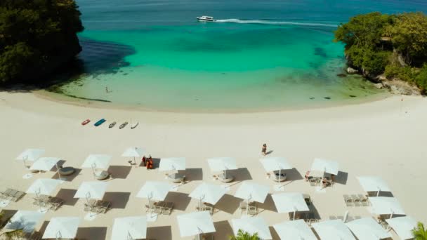 Isla Boracay con playa de arena blanca, Filipinas — Vídeo de stock