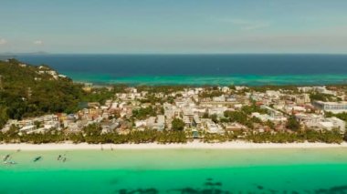 Beyaz kumlu plajlı Boracay Adası, Filipinler