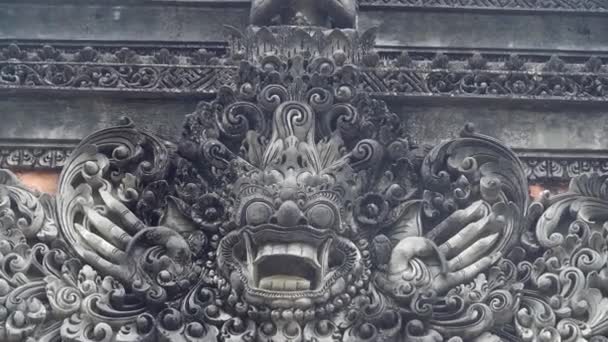 Hinduistický chrám na Bali. — Stock video