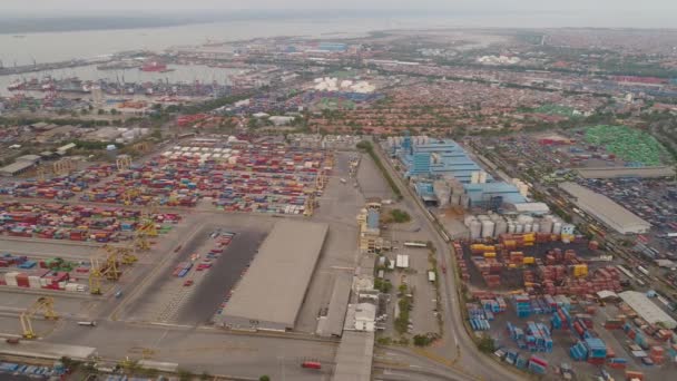 Porto merci e passeggeri in Surabaya, Java, Indonesia — Video Stock