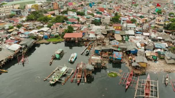 Slums en arme wijk van de stad Manilla. — Stockvideo