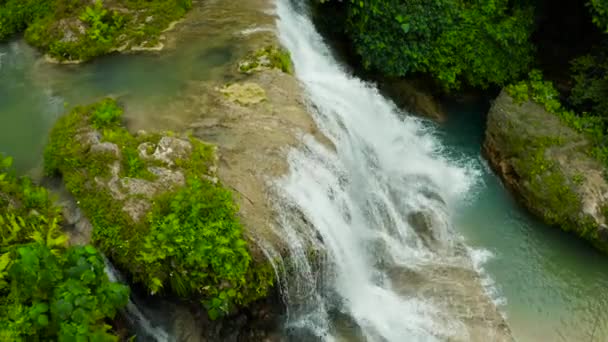 Bela cachoeira tropical Filipinas, Cebu — Vídeo de Stock