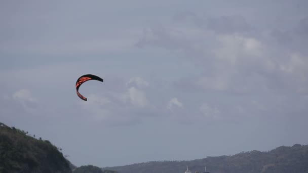 Kitesurfing Adası boracay bulabog üzerinde — Stok video