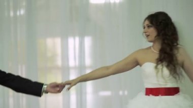 Restoranda düğün dansı.