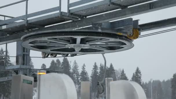 滑雪缆车的机制 — 图库视频影像