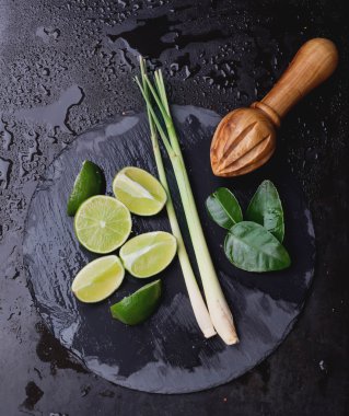 Limonu, yaprakları ve limon kayrak yönetim kurulu