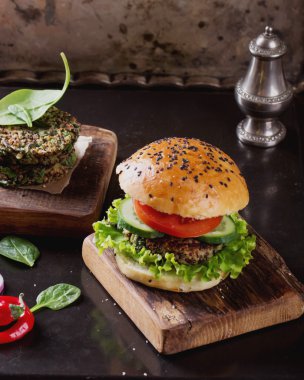 Quinoa vejetaryen Burger