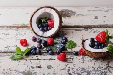 Hindistan cevizli çilek.