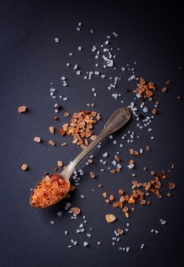 Deniz tuzu ve Hymalian Rose tuz