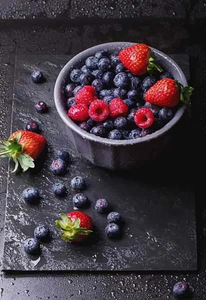 Blueberries, dark rustic style — Stock Photo, Image