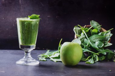 Yeşil Smoothie hazırlık