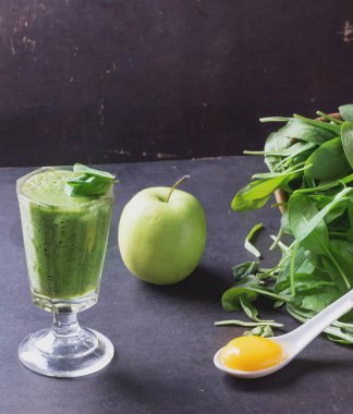 Yeşil Smoothie hazırlık