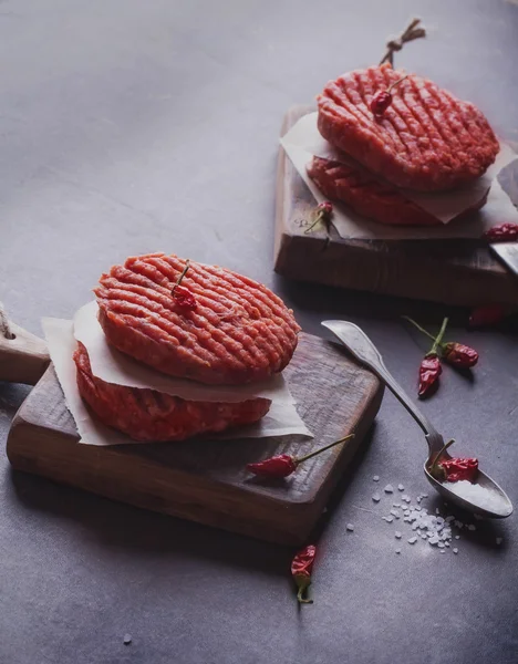 Huisgemaakte Hamburger koken — Stockfoto