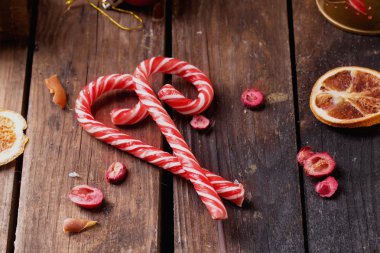 Noel şekerleme rustik ahşap tahta üzerinde