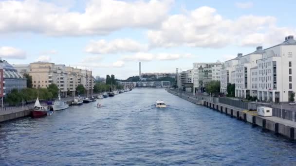 Stockholm Svédország Aerial Drone Nyári Kilátás Egy Gyönyörű Csatorna Öböl — Stock videók