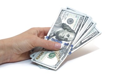 Beyaz, para izole elinde dolar faturaları