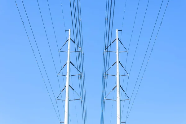 Cables Electricidad Torre Alto Voltaje Contexto Industrial — Foto de Stock
