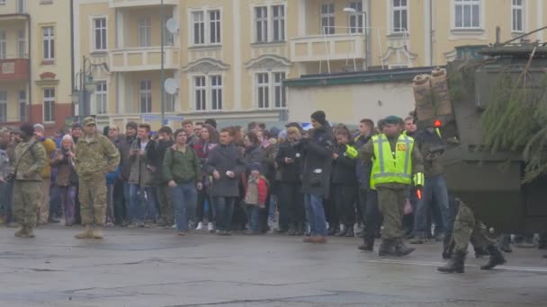 Medical Panzer on a Square at the Parade Opole Atlantic Resolve Operation Military Vehicles People Are Watching at City Square Cityscape in Cloudy Day — Stock Video