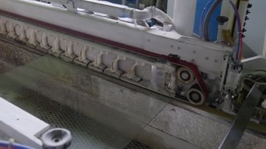Motorlar Makineleri, Fabrika, Tesis, İşçi, Chamfering için Makine, Chamfer ve Cam Kenar Taşlama Yapma, Cam Kesme, Cam Taşlama