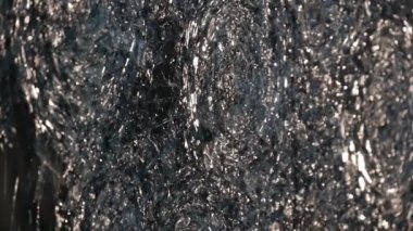 Matkap Closeup, Cam Başka Bir Tarafı, Delinmiş Cam, Puncher tarafından Delinmiş, Cam Levha Metal Çerçeve, Cam Çatlaklar Arkasında görünür