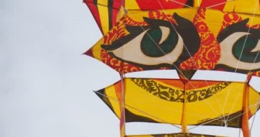 Dragon Uçurtma Festivali - uçurtma, tüm çeşit ve şekillerdeki Leba, Polonya uçurtma Uçurtma Festivali gökyüzünde uçuyor.