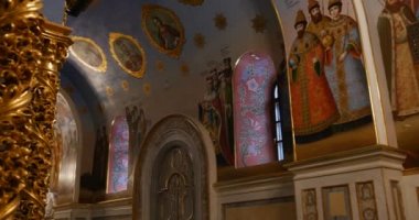 Kilisenin Freskler - Kiev Pechersk Lavra Kutsanmış Bakire Meryem Varsayımı Büyük Kilisesi Içinde Görünümler, Ukrayna.