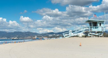 Santa Monica Beach lifesavers lookouts kuleleri ve süt İskelesi