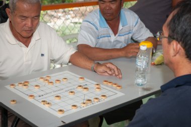 Çin Satrancı oynamak