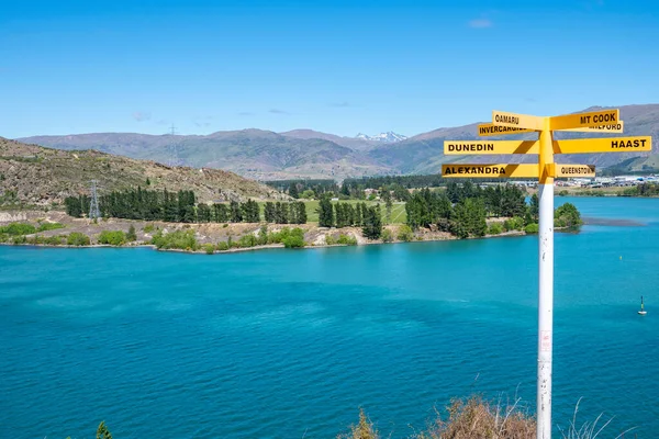 Centraal Otago Stad Cromwell Aan Samenvloeiing Turquoise Clutha Kawarau Rivieren — Stockfoto