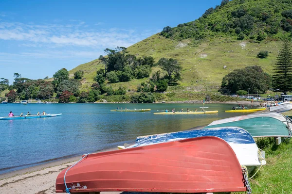 Tauranga Nový Zéland Prosinec 2020 Nahoru Čluny Waka Ama Pádlování — Stock fotografie