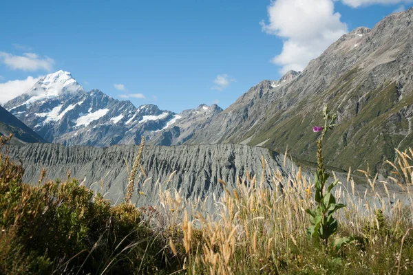 Landschap Shingle Heuvel Tussen Bergketens Leidt Naar Mount Cook Van — Stockfoto