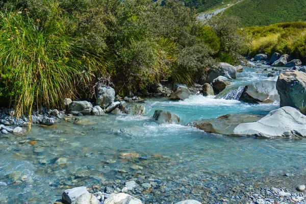 Koel Water Van Hooker River Stroomt Rotsachtige Rivierbedding Het Mount — Stockfoto