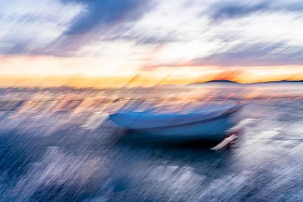 Movimento Intenzionale Della Fotocamera Che Crea Effetto Pennellata Pittoresca Sfocatura — Foto Stock