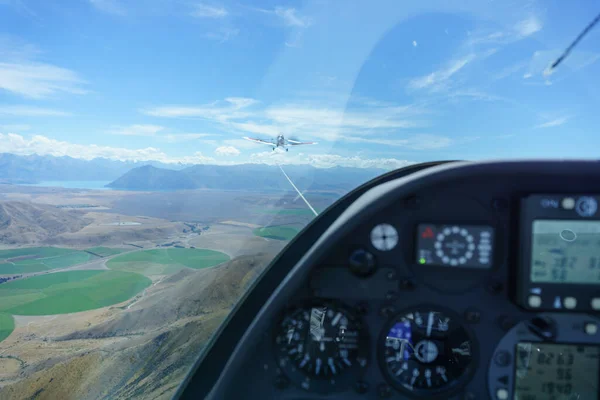 Trübe Sicht Durch Plexiglas Baldachin Aus Dem Cockpit Des Segelflugzeugs — Stockfoto