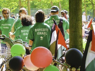 Paris Fransa - 22 Haziran 2009; Paris 'te İsrail' i boykot eden protesto eylemi.