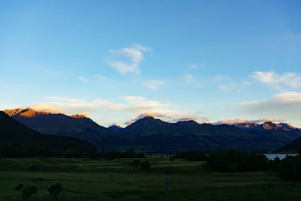 Mountains Silhouette Sunsey While Travelling South Island New Zealand — Stock Photo, Image