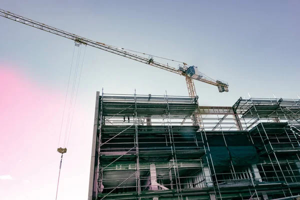 Steigers Kraan Multistory Constructies Site Met Kleur Effecten Blauw Roze — Stockfoto