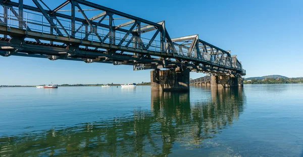 Geschwungene Linien Der Historischen Stahlfachwerk Eisenbahnbrücke Über Den Hafen Von — Stockfoto